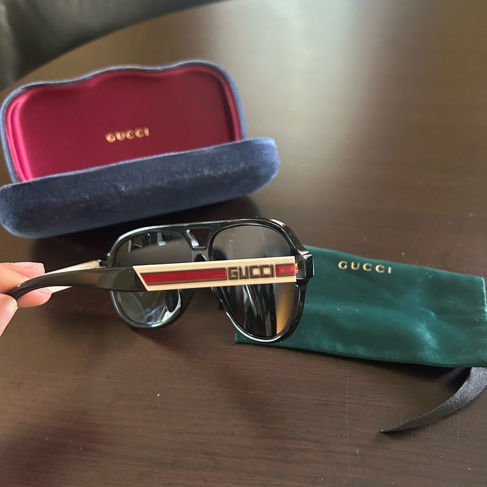 Gucci Black and Red Sunglasses with Velvet Case